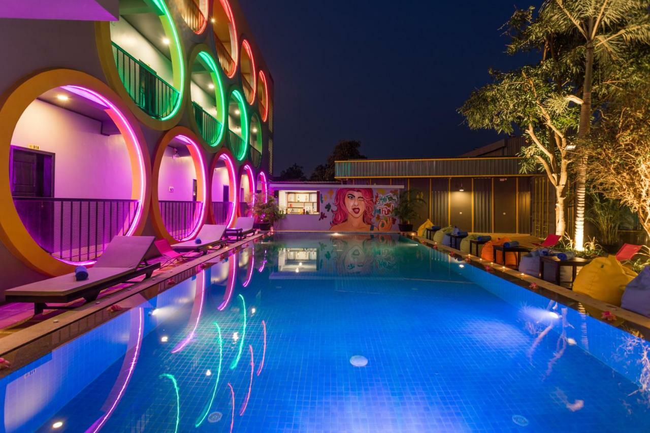 White Rabbit Hostel Siem Reap (Adults Only) Kültér fotó
