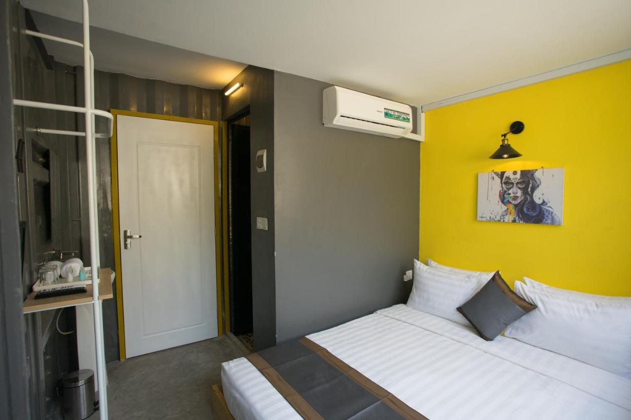 White Rabbit Hostel Siem Reap (Adults Only) Kültér fotó